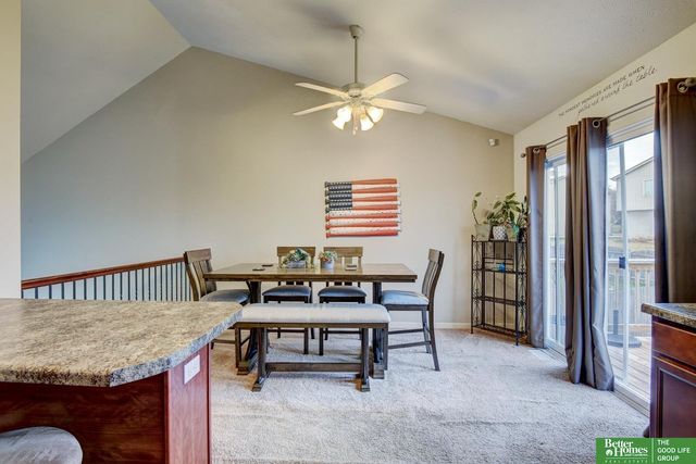 7814 S 72 Avenue Circle, La Vista, NE 68128