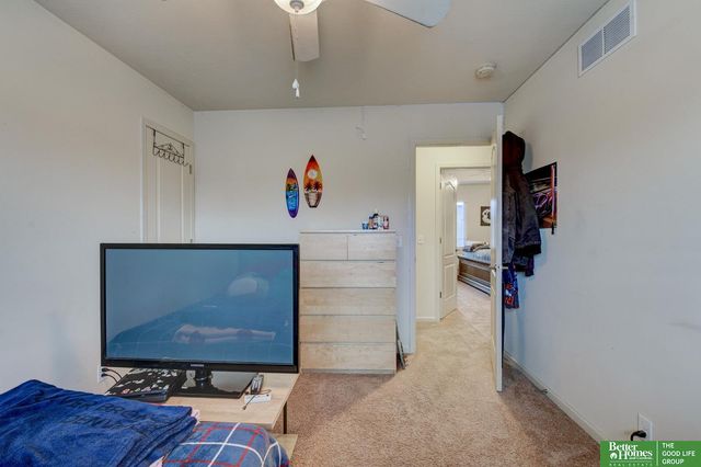 7814 S 72 Avenue Circle, La Vista, NE 68128