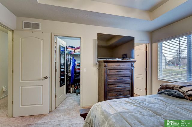 7814 S 72 Avenue Circle, La Vista, NE 68128