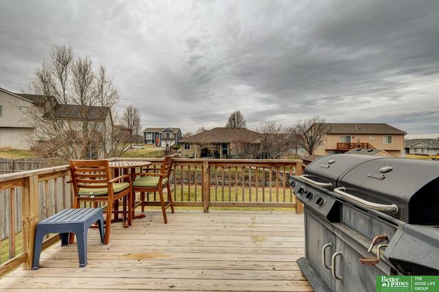 7814 S 72 Avenue Circle, La Vista, NE 68128