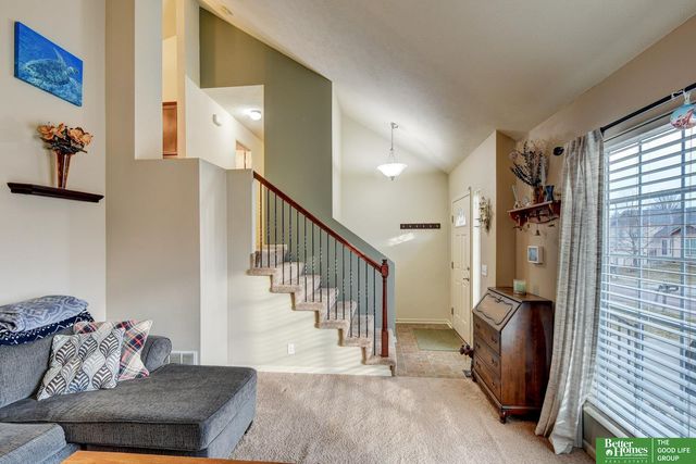 7814 S 72 Avenue Circle, La Vista, NE 68128