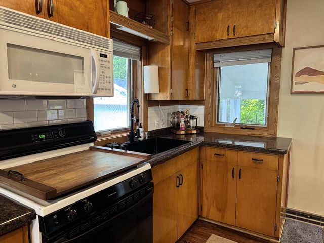 359 6th Street, Prairie Du Sac, WI 53578