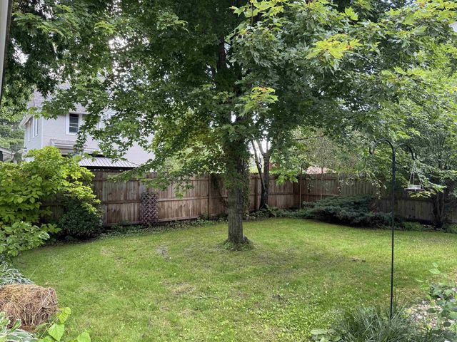 359 6th Street, Prairie Du Sac, WI 53578