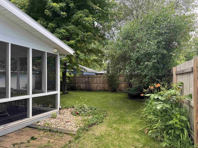 359 6th Street, Prairie Du Sac, WI 53578