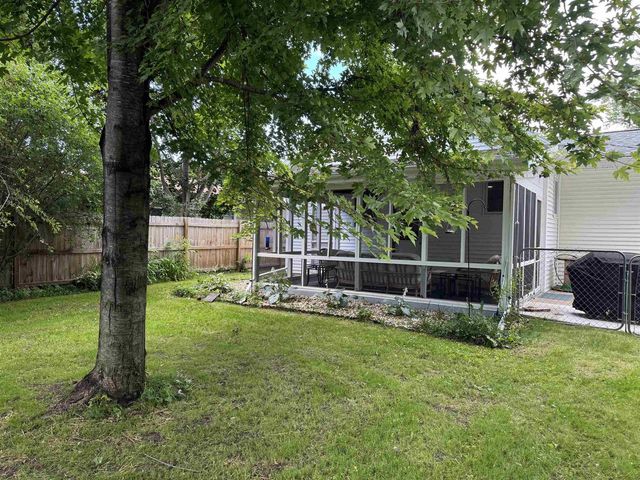 359 6th Street, Prairie Du Sac, WI 53578
