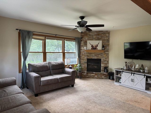359 6th Street, Prairie Du Sac, WI 53578