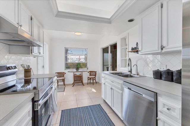 448 REDWOOD ROAD, Venice, FL 34293