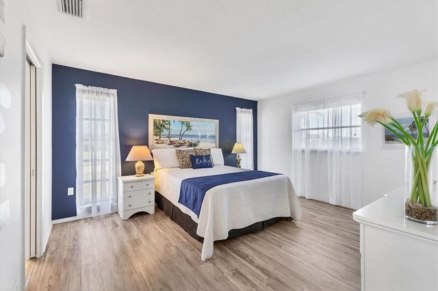 448 REDWOOD ROAD, Venice, FL 34293