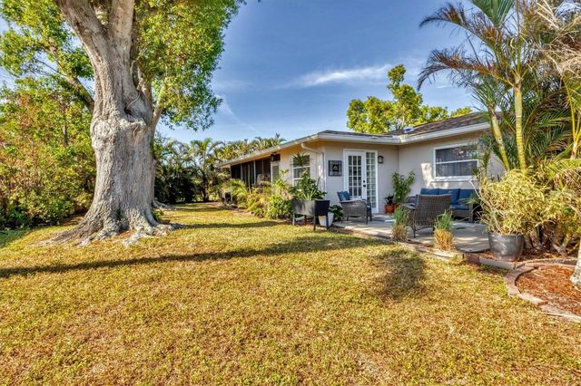 448 REDWOOD ROAD, Venice, FL 34293