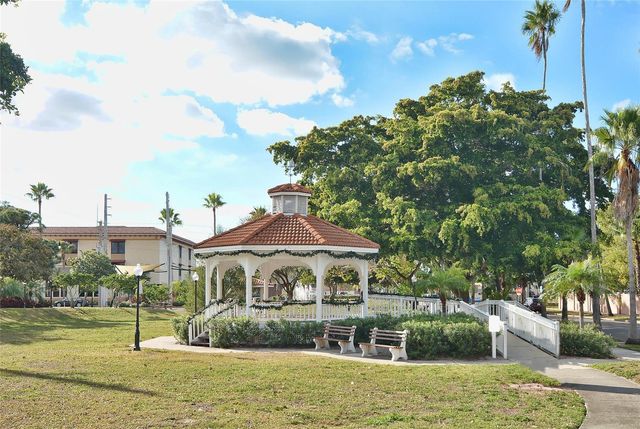 448 REDWOOD ROAD, Venice, FL 34293