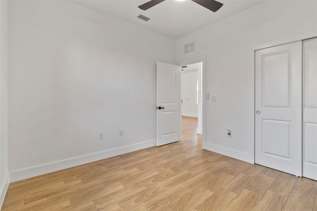 4240 ADELAIDE AVENUE, North Port, FL 34288