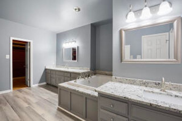 254 S Enid Avenue, Russellville, AR 72801