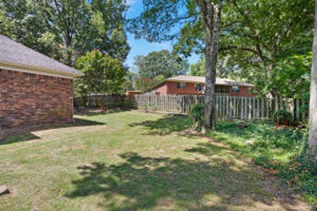 254 S Enid Avenue, Russellville, AR 72801