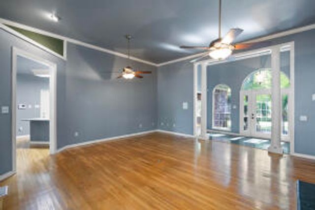 254 S Enid Avenue, Russellville, AR 72801