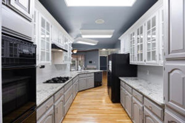 254 S Enid Avenue, Russellville, AR 72801