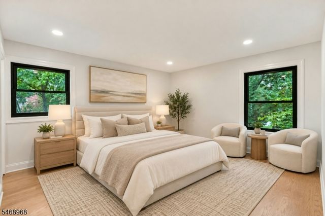 19 Midland Ave, Hillsdale Boro, NJ 07642
