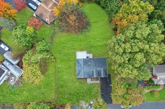 19 Midland Ave, Hillsdale Boro, NJ 07642