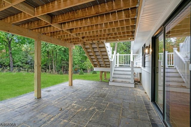 19 Midland Ave, Hillsdale Boro, NJ 07642