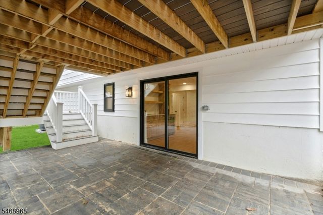 19 Midland Ave, Hillsdale Boro, NJ 07642