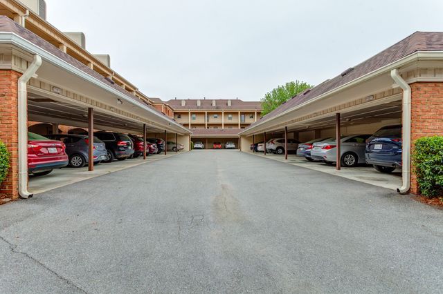 3320 Hillsboro Pike, Nashville, TN 37215