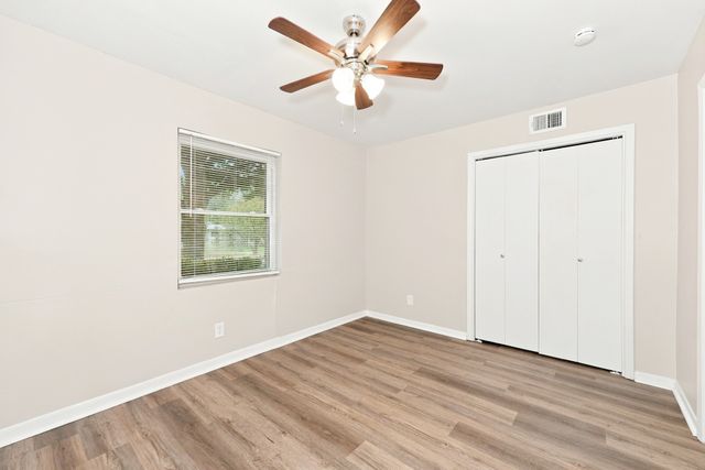 319 Royal Avenue, Duncanville, TX 75137