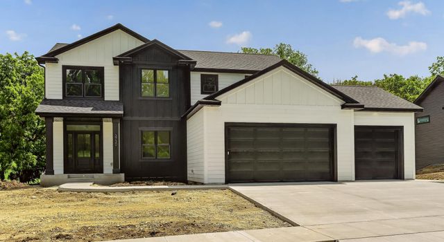 3730 Stonehedge Drive NE, Rochester, MN 55906