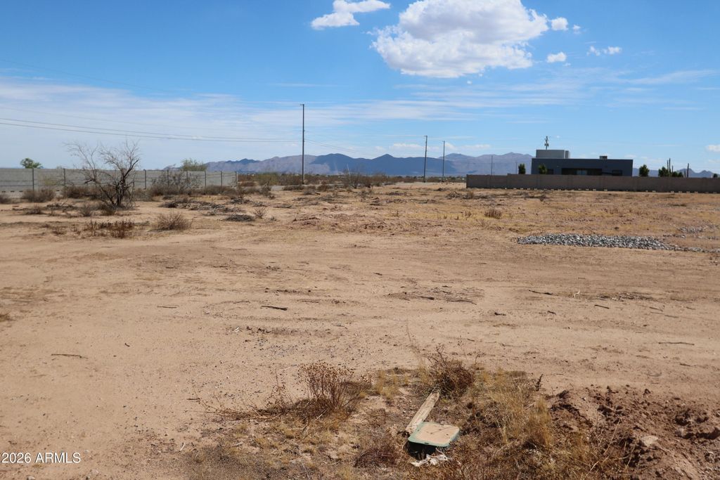 25101 W LOWDEN Road 368, Wittmann, AZ 85361 — photo 2