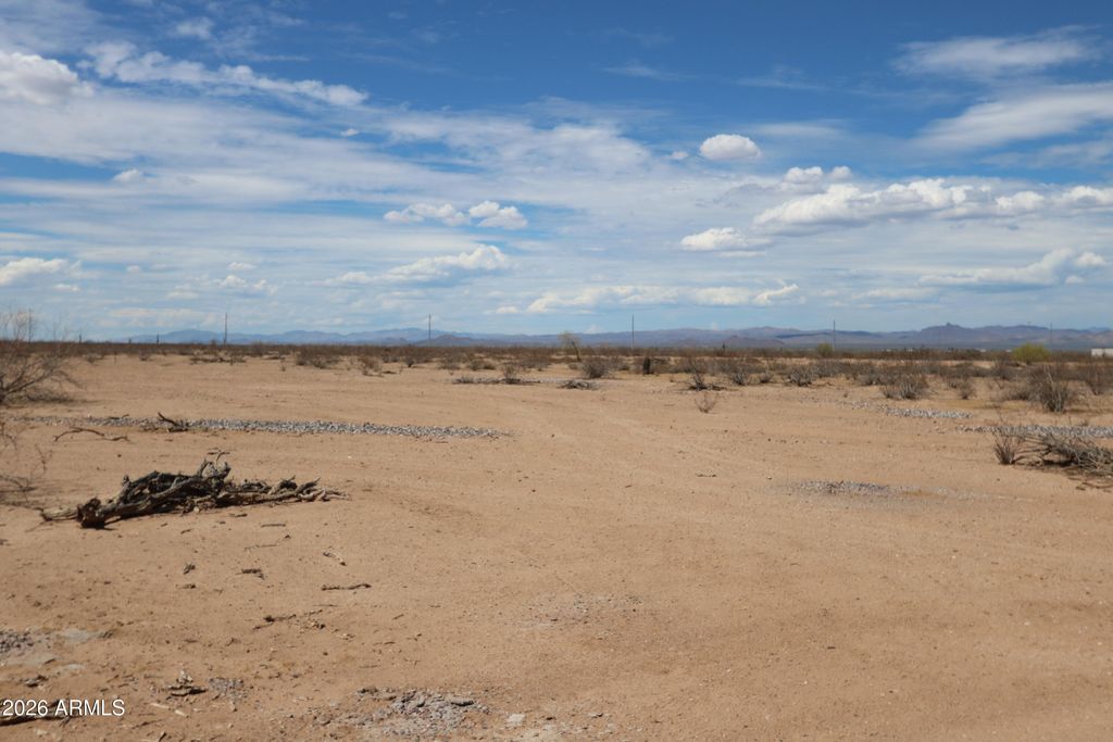 25101 W LOWDEN Road 368, Wittmann, AZ 85361 — photo 5