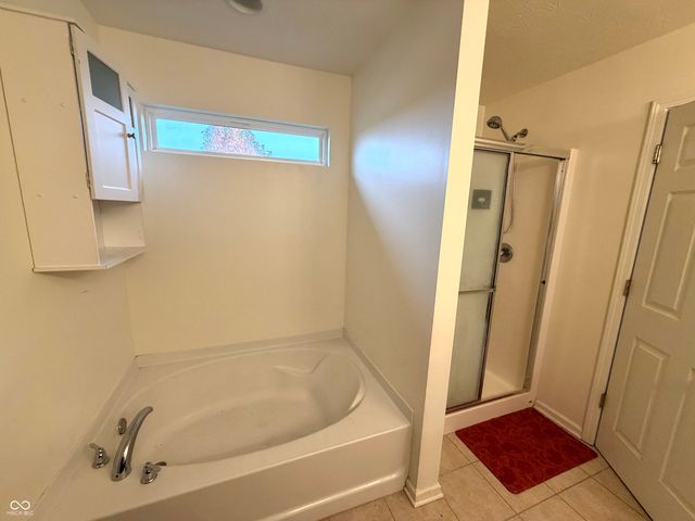 930 Ogala Drive, Westfield, IN 46074