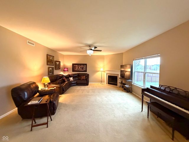 930 Ogala Drive, Westfield, IN 46074