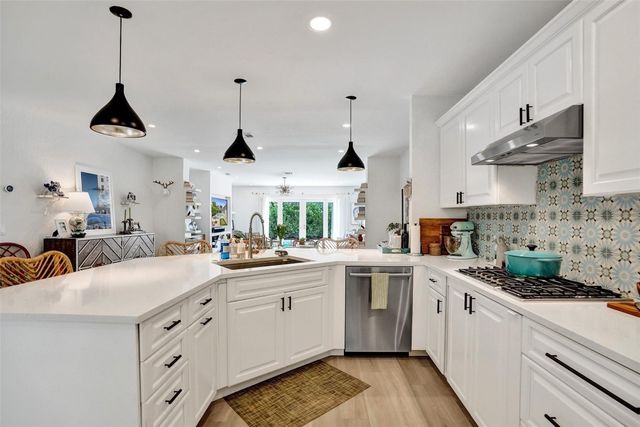 3206 Robbins Road, Pompano Beach, FL 33062