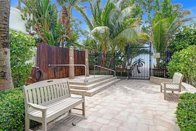 3206 Robbins Road, Pompano Beach, FL 33062