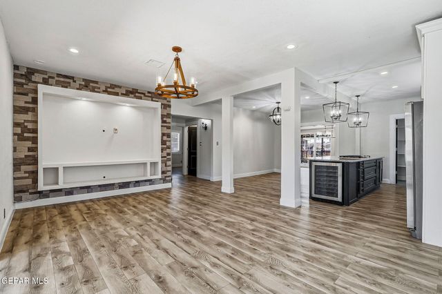3708 MOREHEAD Avenue, El Paso, TX 79930