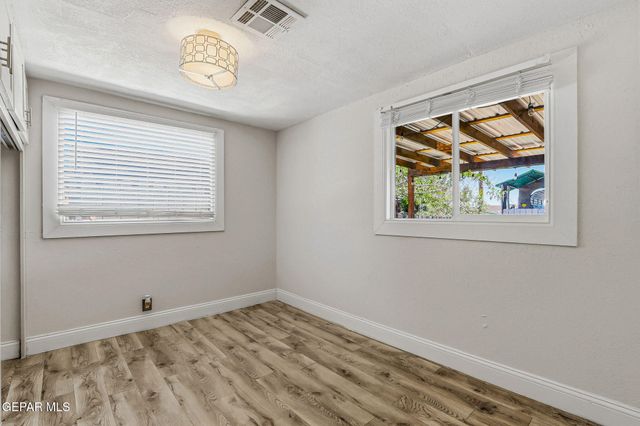 3708 MOREHEAD Avenue, El Paso, TX 79930