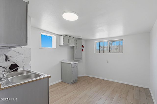 3708 MOREHEAD Avenue, El Paso, TX 79930