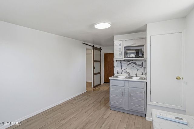 3708 MOREHEAD Avenue, El Paso, TX 79930