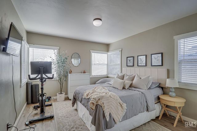 238 B Street, Bakersfield, CA 93304