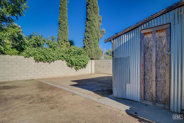 238 B Street, Bakersfield, CA 93304