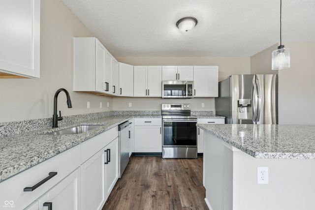 10317 Hatherley Way, Fishers, IN 46037