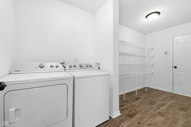 10317 Hatherley Way, Fishers, IN 46037