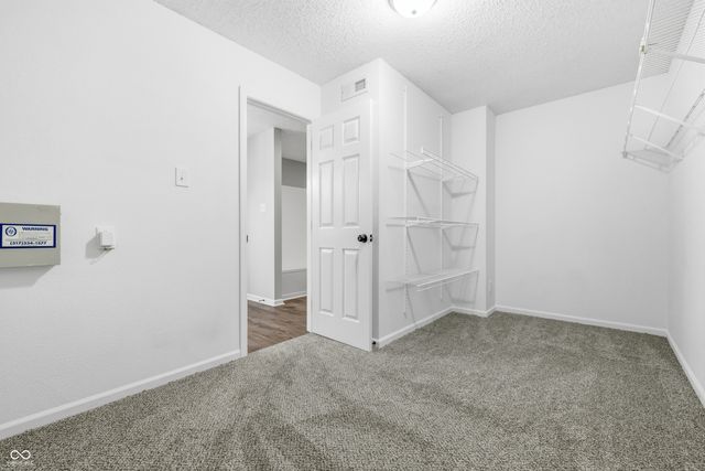 10317 Hatherley Way, Fishers, IN 46037