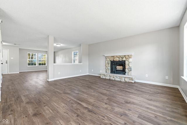 10317 Hatherley Way, Fishers, IN 46037