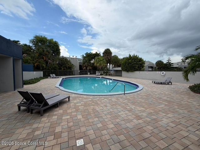 30 NW 87 Avenue C201, Miami, FL 33172