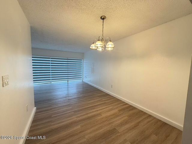 30 NW 87 Avenue C201, Miami, FL 33172