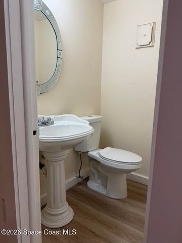 30 NW 87 Avenue C201, Miami, FL 33172