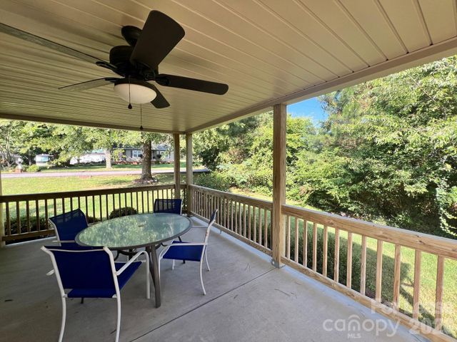 119 Klutz Road, Mooresville, NC 28115