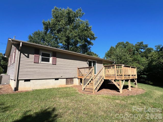 119 Klutz Road, Mooresville, NC 28115