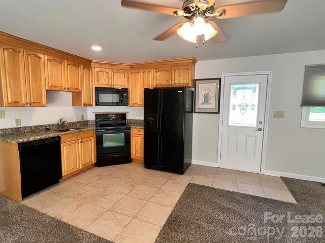 119 Klutz Road, Mooresville, NC 28115