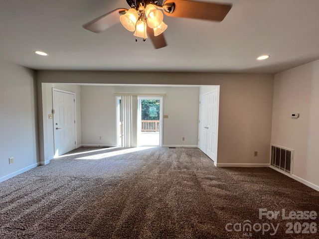 119 Klutz Road, Mooresville, NC 28115