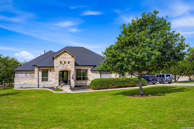 2550 BLACK BEAR DR, New Braunfels, TX 78132